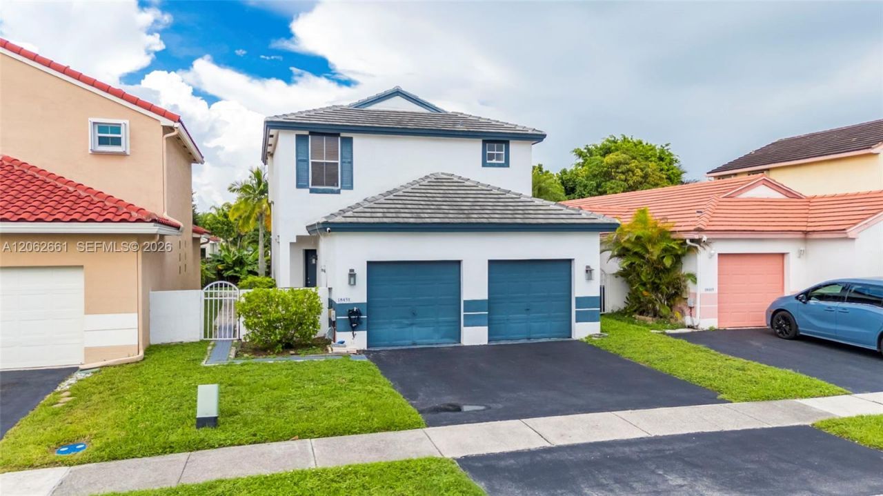 18451 NW 22nd St, Pembroke Pines, FL 33029 Photo