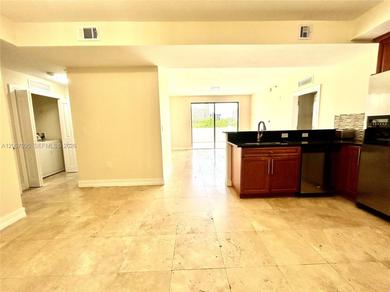 1650 Galiano St, Unit 307, Coral Gables, FL 33134 Photo
