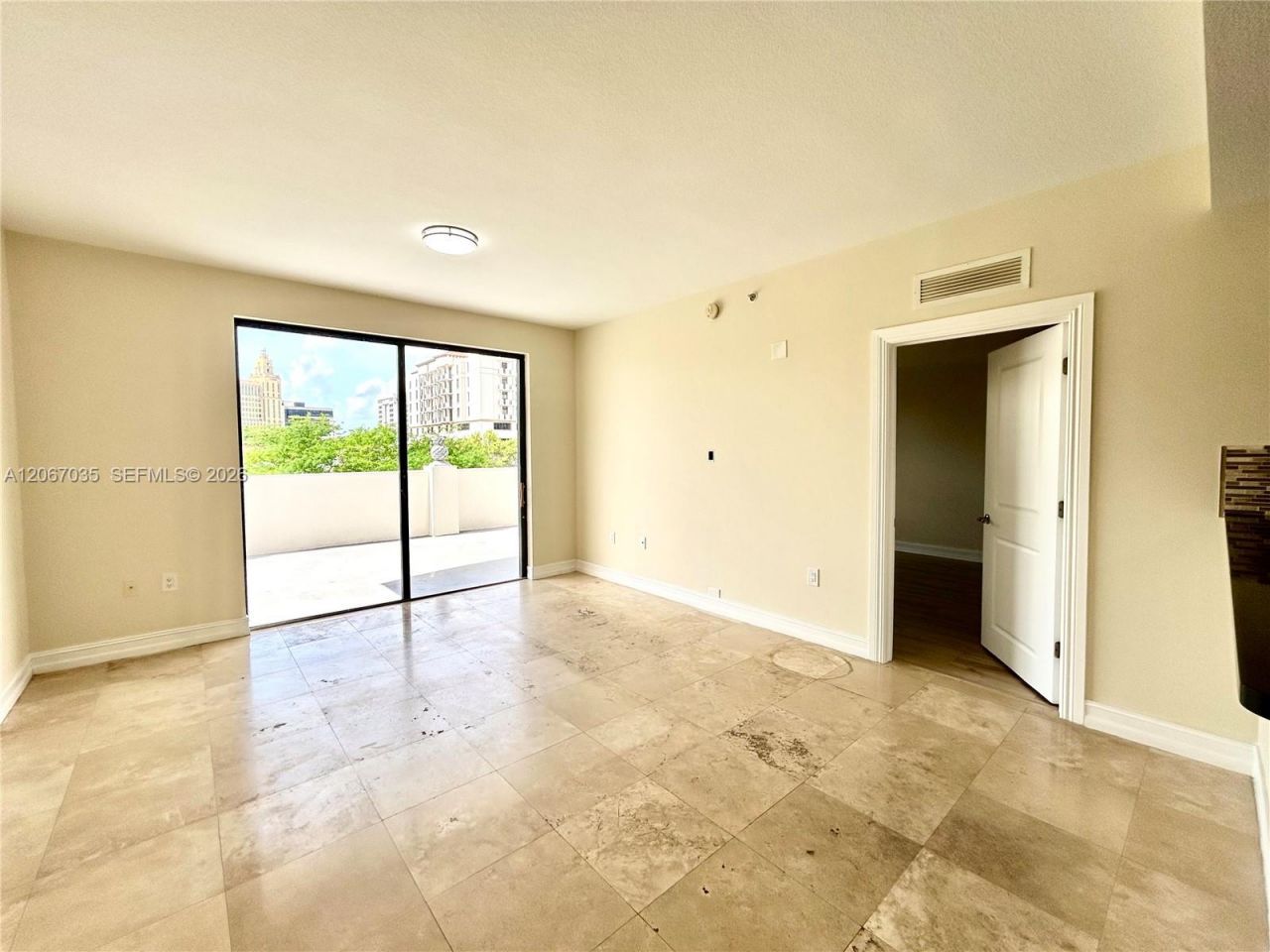 1650 Galiano St, Unit 307, Coral Gables, FL 33134 Photo