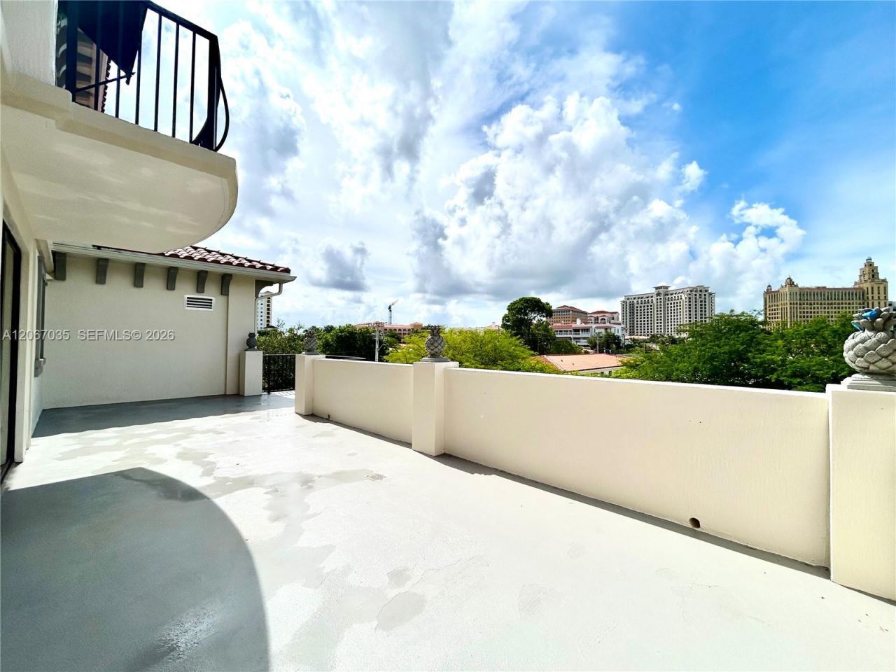 1650 Galiano St, Unit 307, Coral Gables, FL 33134 Photo