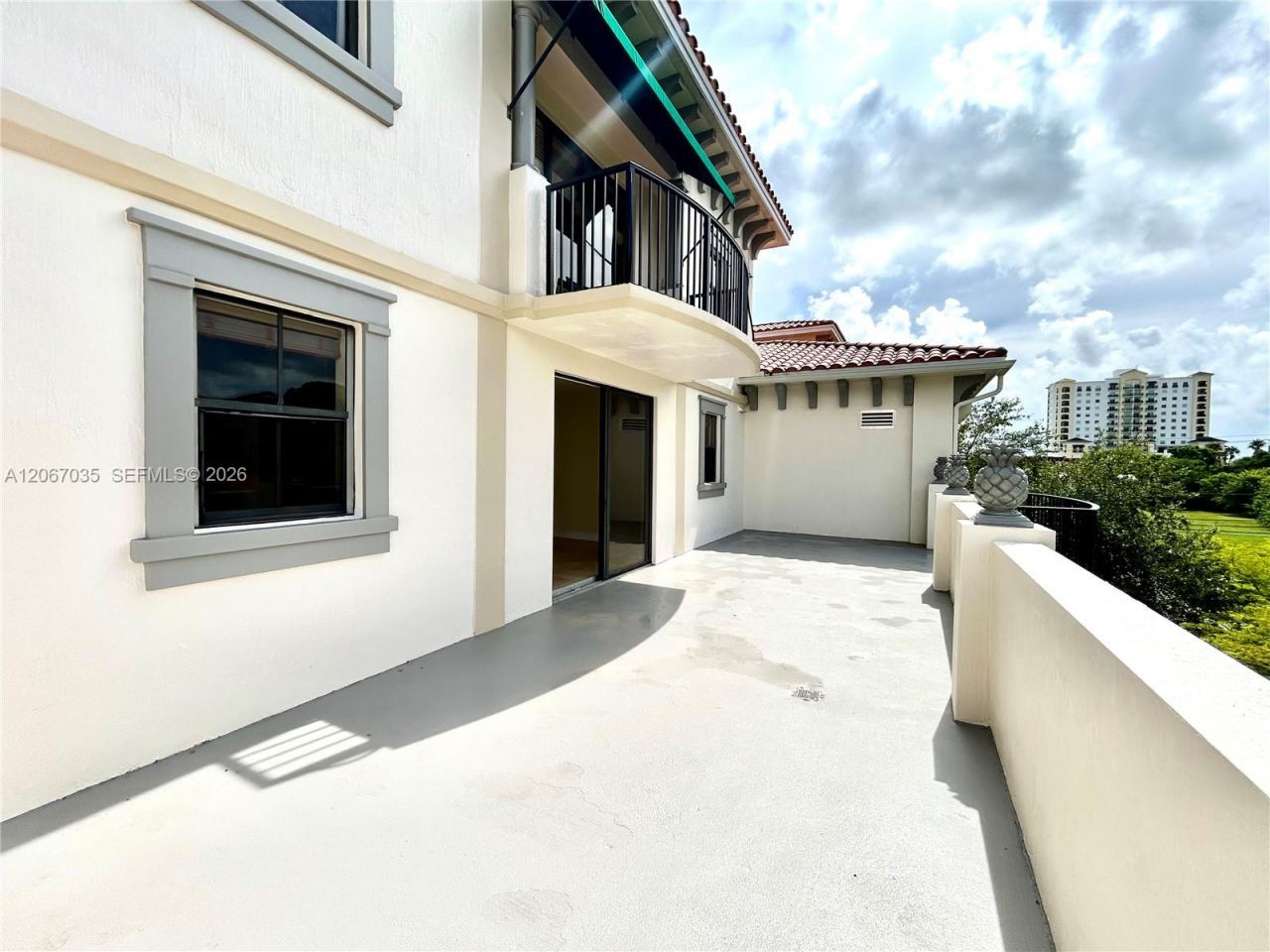 1650 Galiano St, Unit 307, Coral Gables, FL 33134 Photo