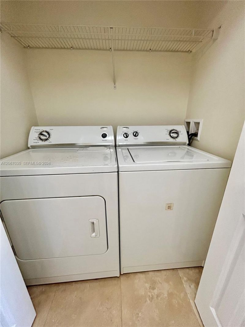 1650 Galiano St, Unit 307, Coral Gables, FL 33134 Photo