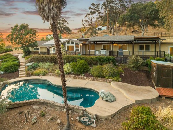 1315 Arrowbee Dr, Placerville, CA 95667