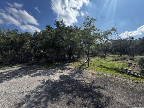 351 Barton Meadow Dr, Dripping Springs, TX 78620