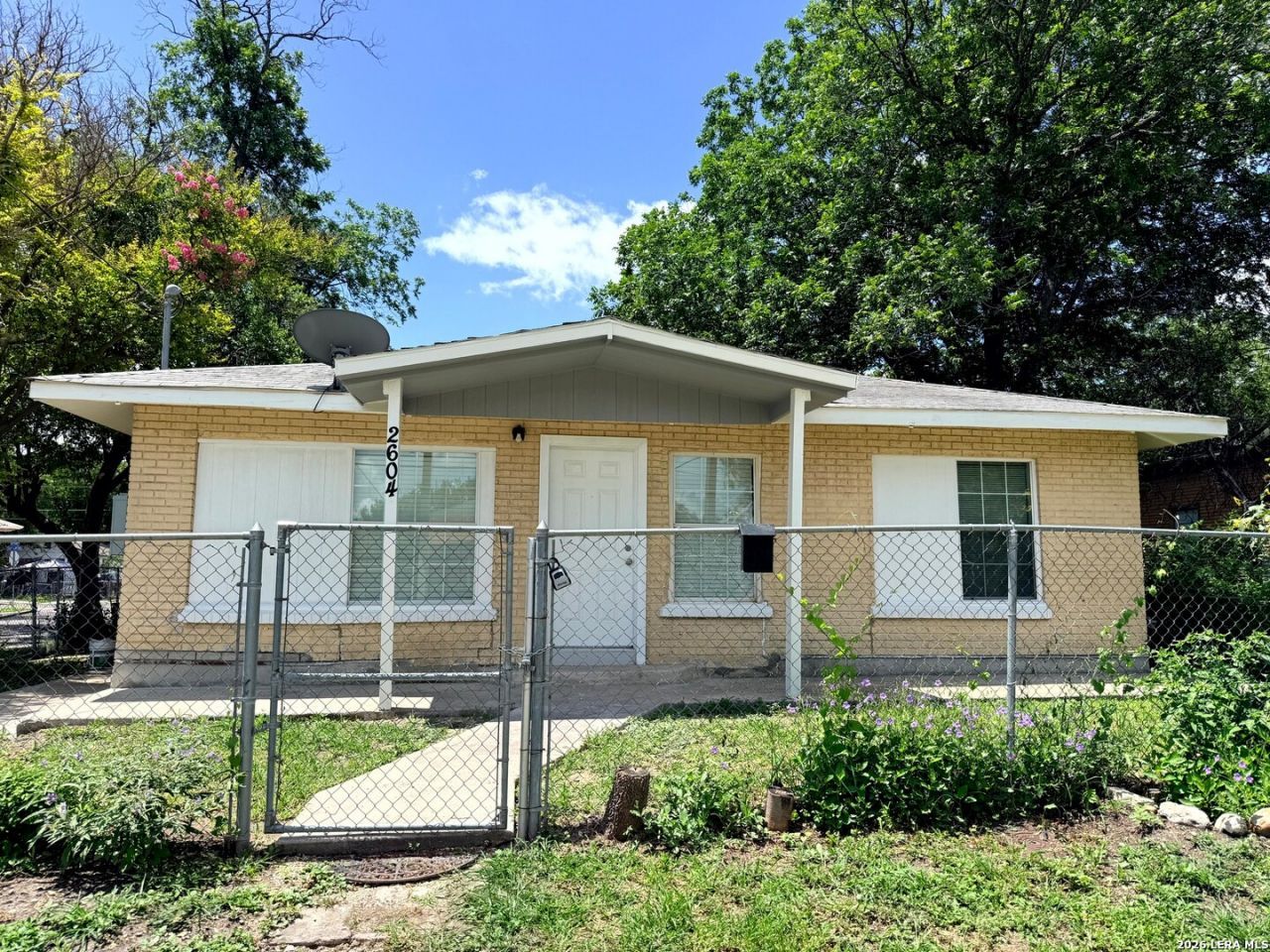 2604 Chihuahua Street, San Antonio, TX 78207 Main Photo