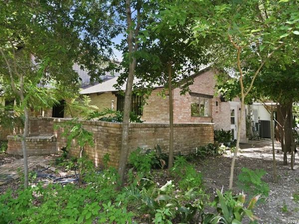 1447 S MAIN ST, Ingleside, TX 78362