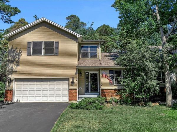 1620 Old Manor Drive , Derby, NY 14047