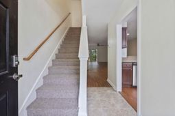 1005 Summerhaven Place photo 4