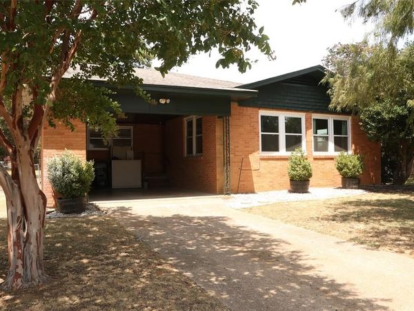 2705 Sunset Street , Denison, TX 75020