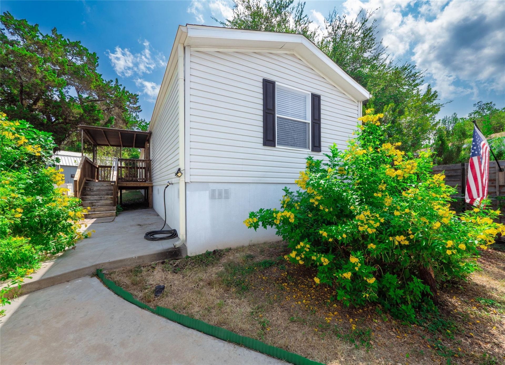 21302 Choctaw Cv, Lago Vista, TX 78645 Main Photo