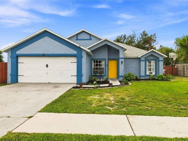 677 SAGAMORE DRIVE , DELTONA, FL 32738