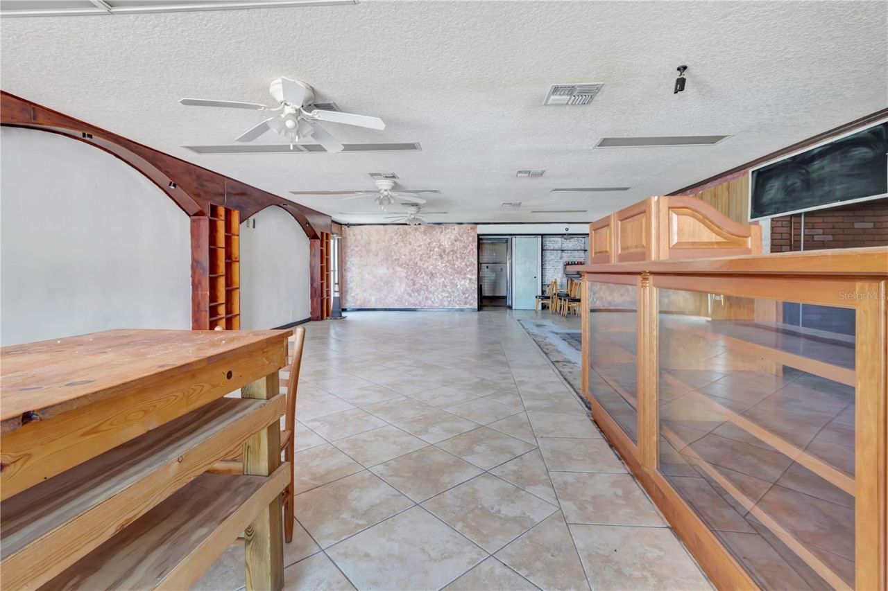 124 N Apopka Avenue, Inverness, FL 34450 Photo