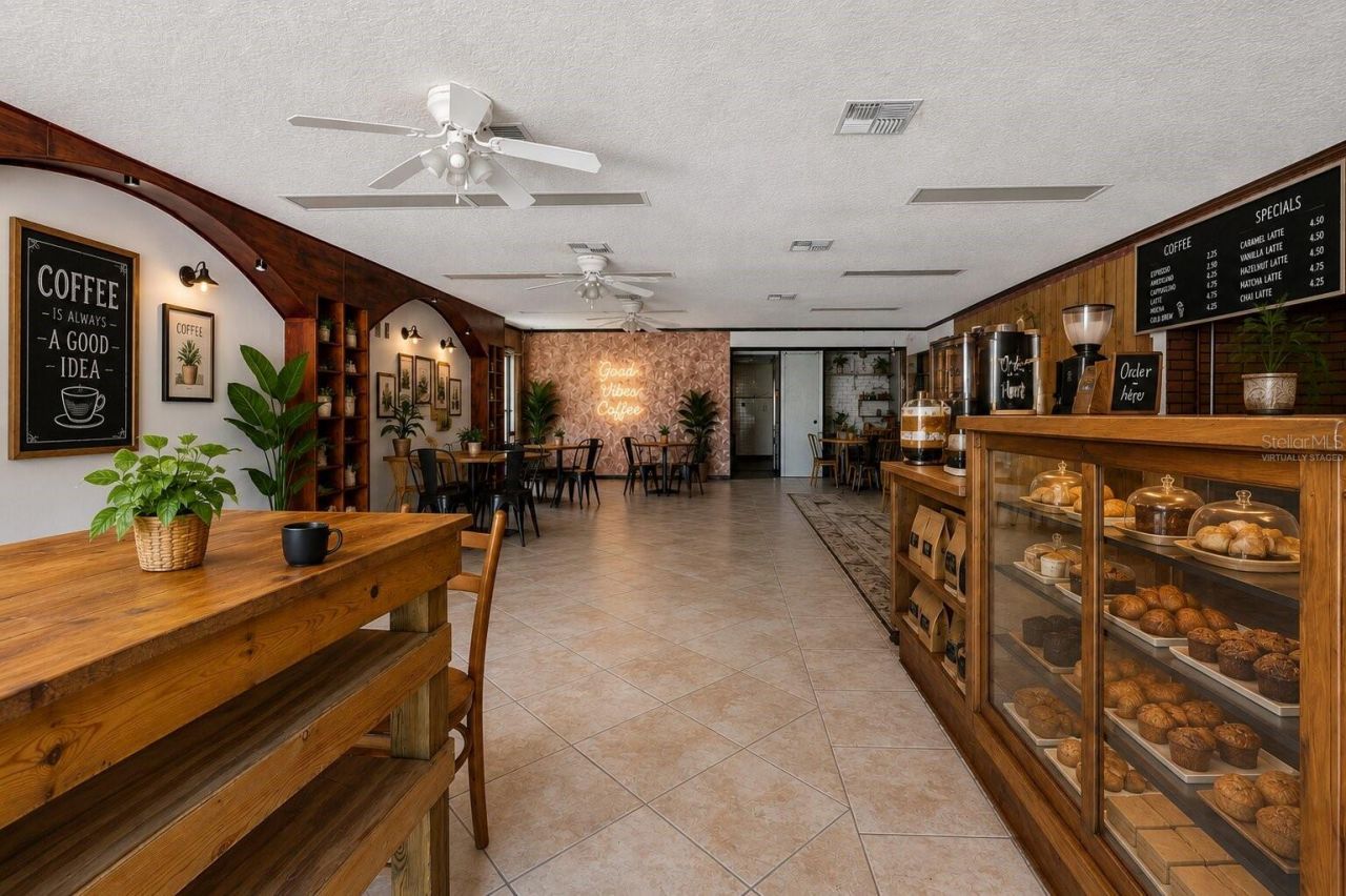 124 N Apopka Avenue, Inverness, FL 34450 Photo