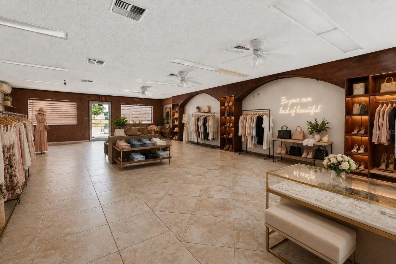 124 N Apopka Avenue, Inverness, FL 34450 Photo