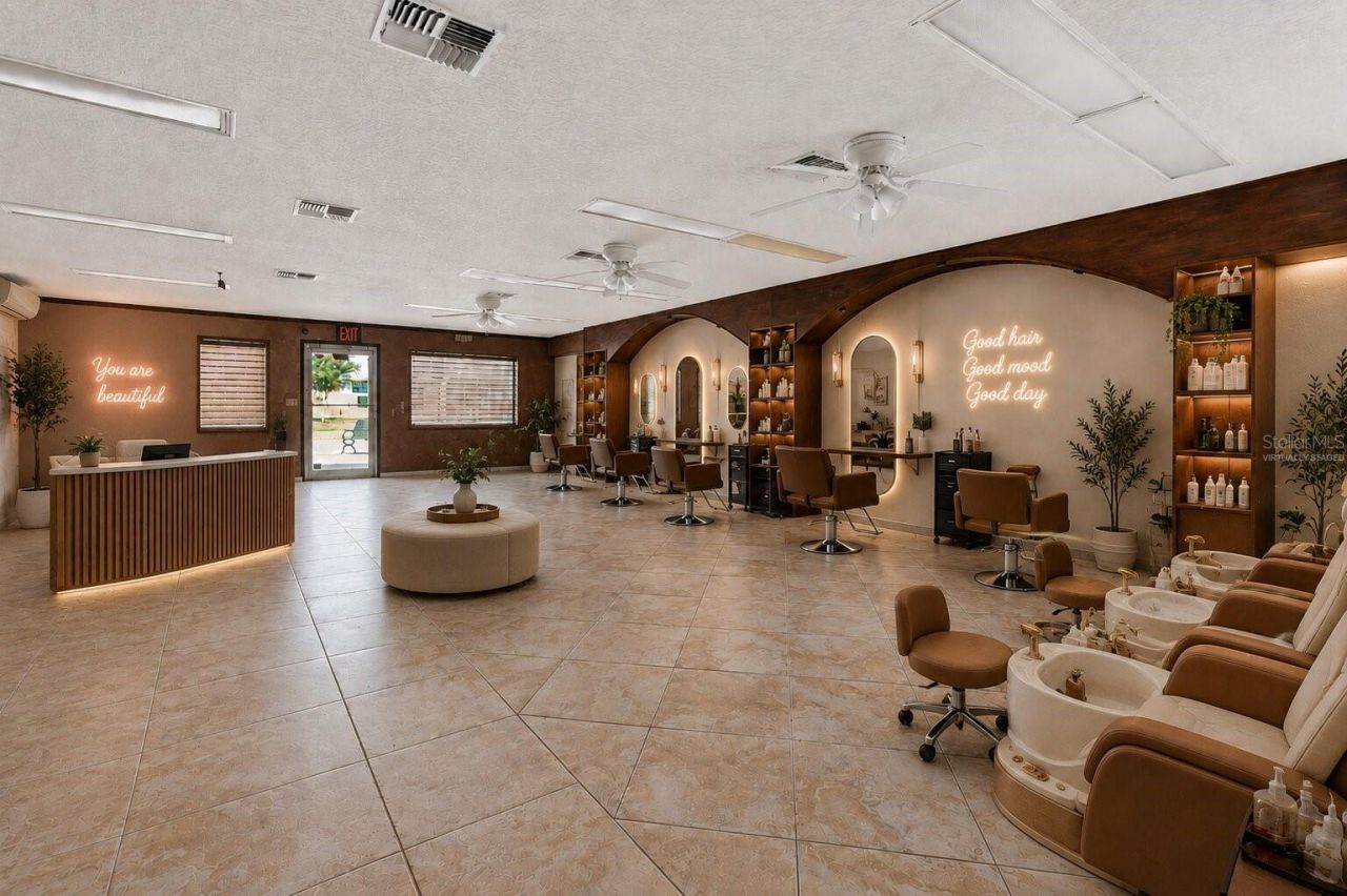 124 N Apopka Avenue, Inverness, FL 34450 Photo