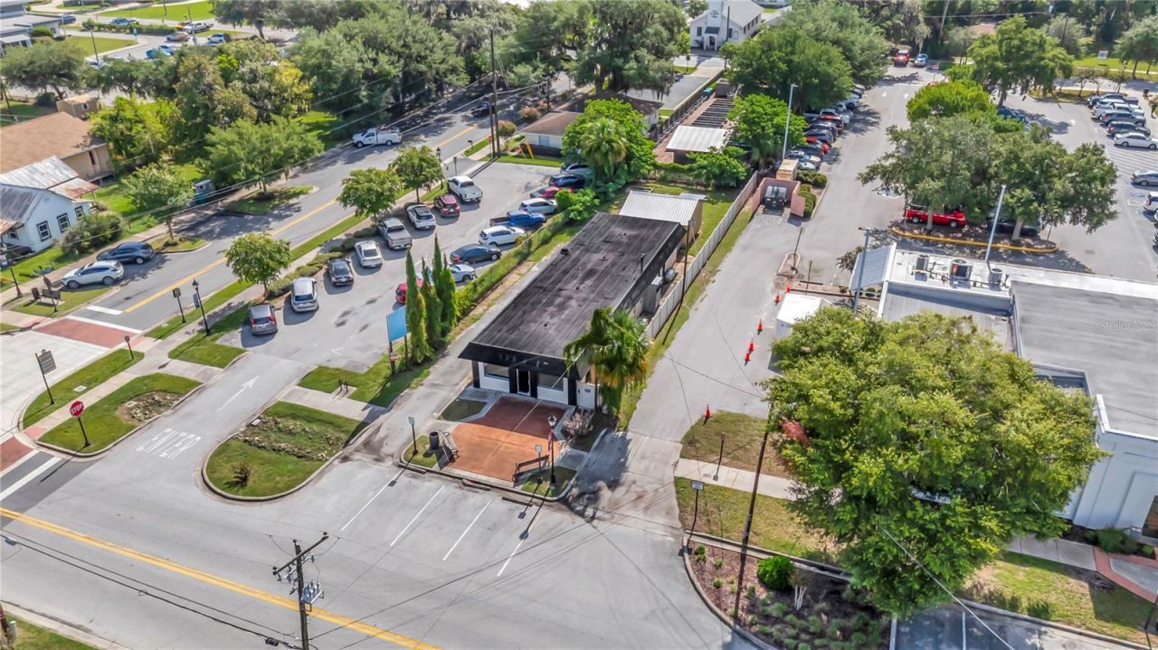 124 N Apopka Avenue, Inverness, FL 34450 Photo