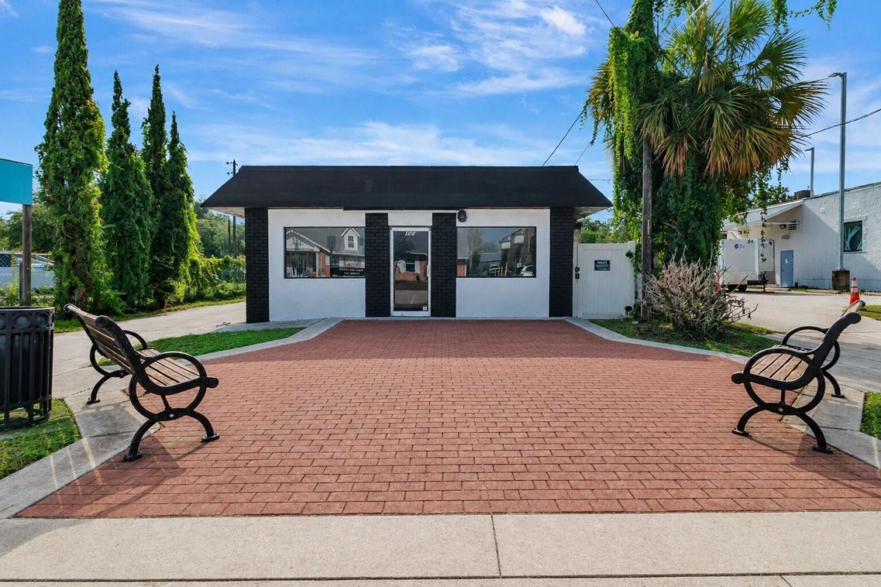124 N Apopka Avenue, Inverness, FL 34450 Photo
