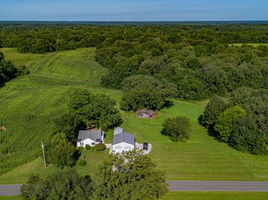 279 Wadesboro Road, Mayfield, KY 42066