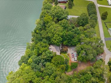 217 S Riverwood Road, Bronston, KY 42518