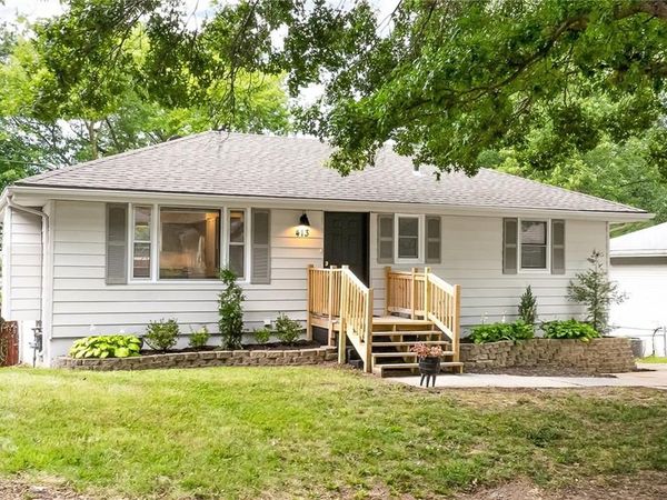 413 NW 88th Terrace, Kansas City, MO 64155