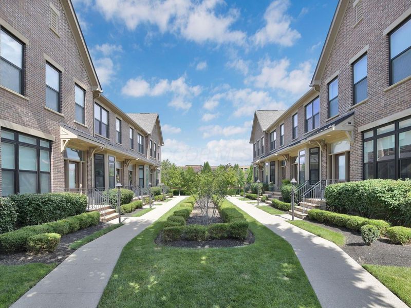 866 Pullman Way, Unit 23, Grandview Heights, OH 43212 Photo 6