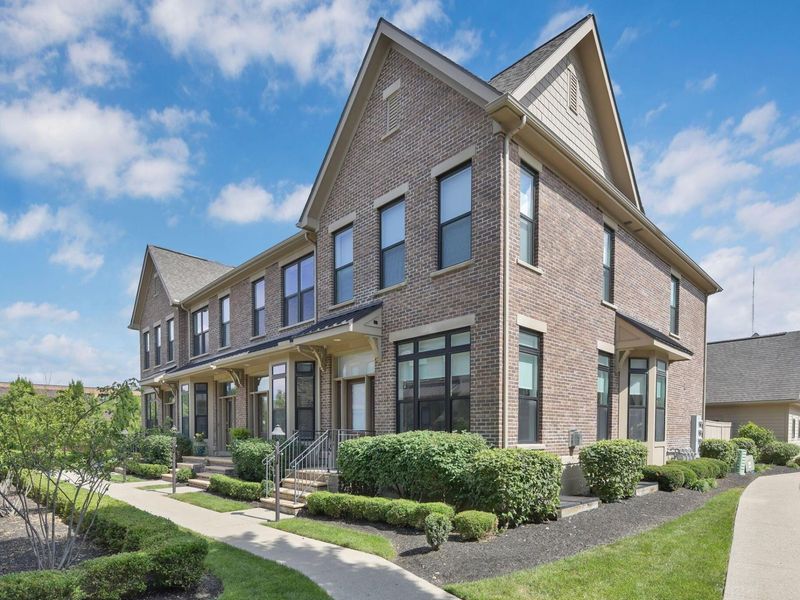 866 Pullman Way, Unit 23, Grandview Heights, OH 43212 Photo 7