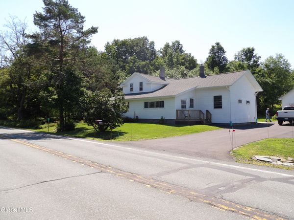 3058 Delaware Turnpike, Voorheesville, NY 12186