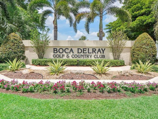 5055 Oak Hill Lane, Unit 213, Delray Beach, FL 33484
