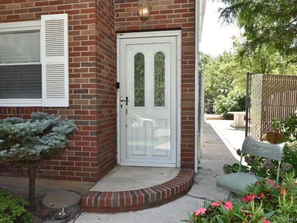 70 Grantwood Avenue, Staten Island, NY 10312