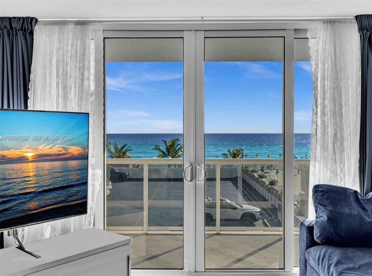 3140 S Ocean Dr , Unit 206, Hallandale Beach, FL 33009 Photo