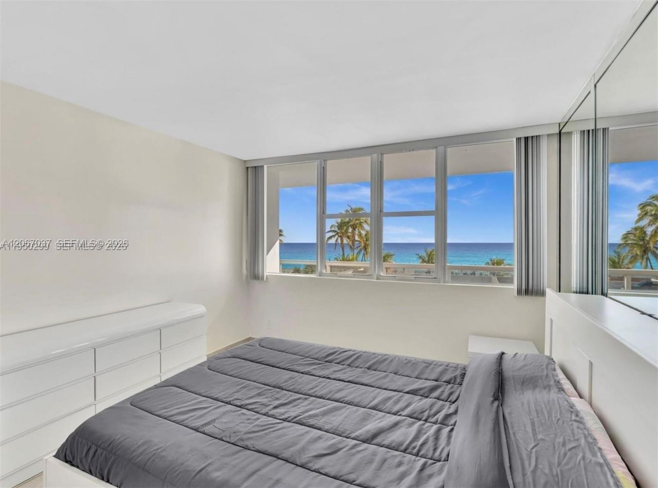 3140 S Ocean Dr , Unit 206, Hallandale Beach, FL 33009 Photo