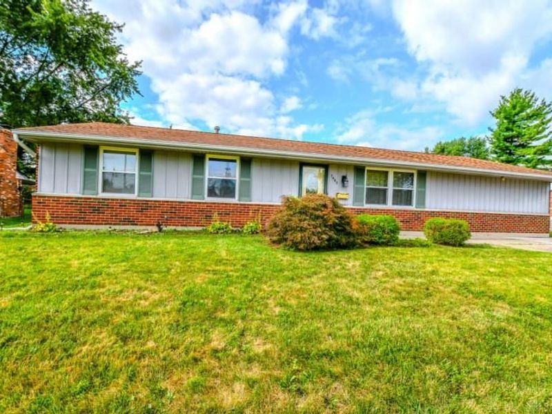 7882 Sebring Drive, Huber Heights, OH 45424 Photo 1