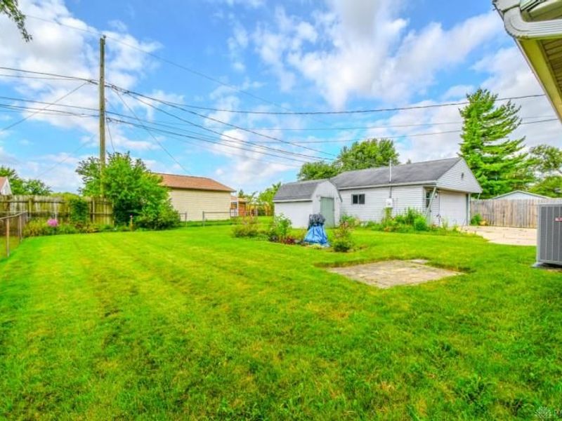 7882 Sebring Drive, Huber Heights, OH 45424 Photo 20