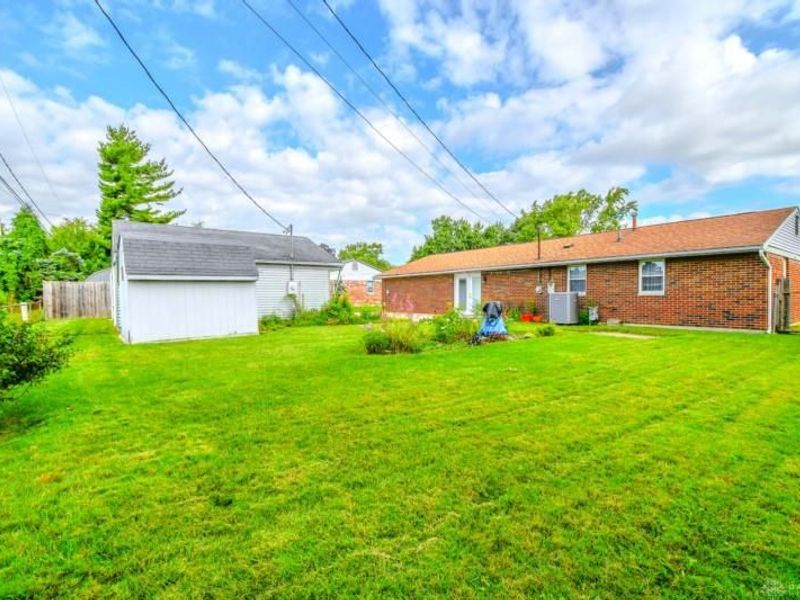 7882 Sebring Drive, Huber Heights, OH 45424 Photo 21