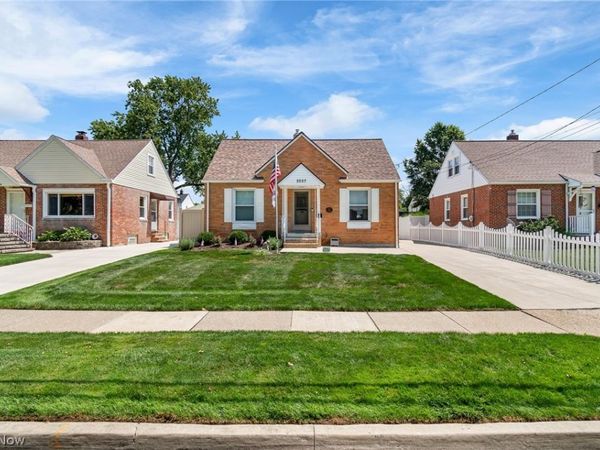 2557 9th Street, Cuyahoga Falls, OH 44221