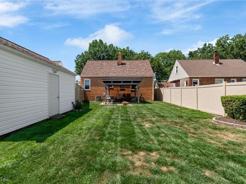 2557 9th Street, Cuyahoga Falls, OH 44221 Photo 28