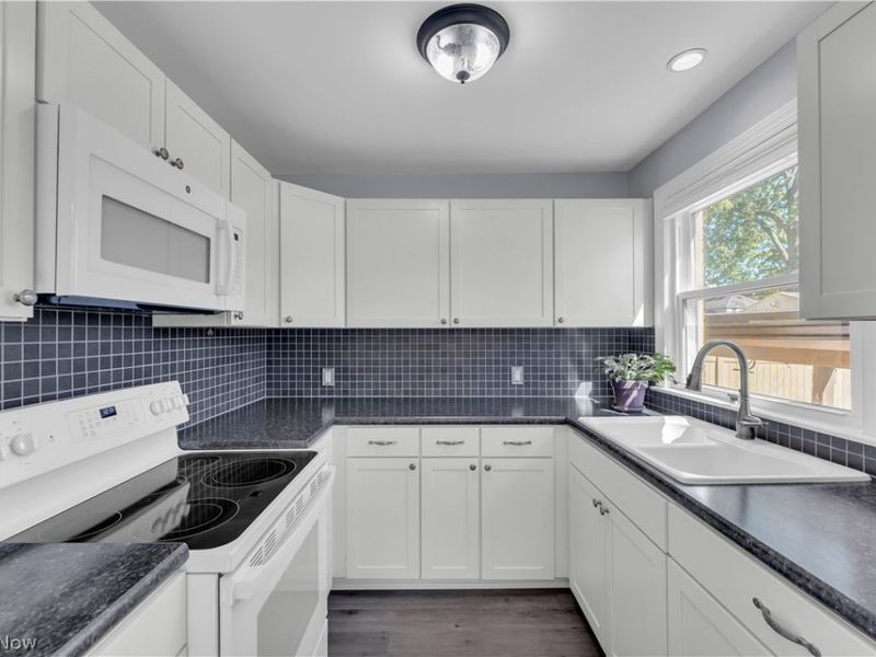 2557 9th Street, Cuyahoga Falls, OH 44221 Photo 8