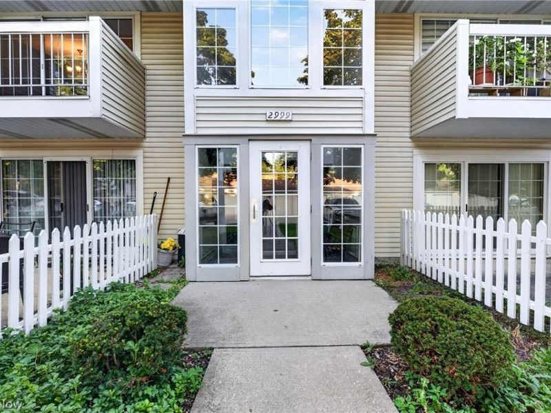 2999 S Bay Drive, Unit F-5, Westlake, OH 44145 Photo 2