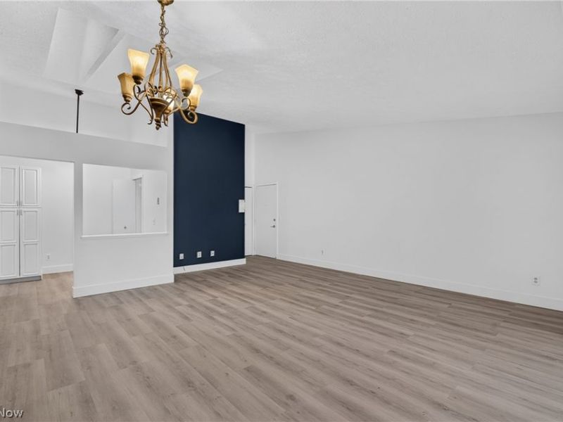 2999 S Bay Drive, Unit F-5, Westlake, OH 44145 Photo 8