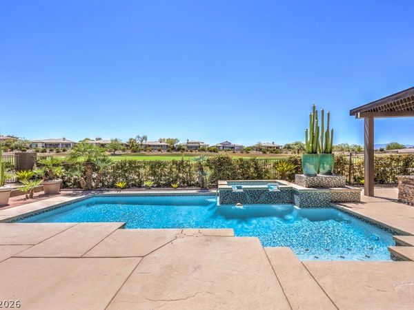 15 Knob Oak Drive, Henderson, NV 89052
