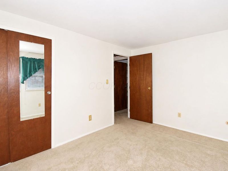 3700 Santiago Drive , Westerville, OH 43081 Photo 24