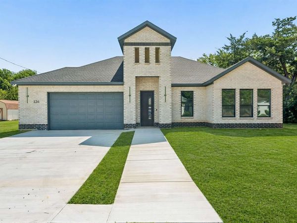 126 Port O Call Court , Runaway Bay, TX 76426