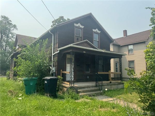 1113 South Avenue , Niagara Falls, NY 14305