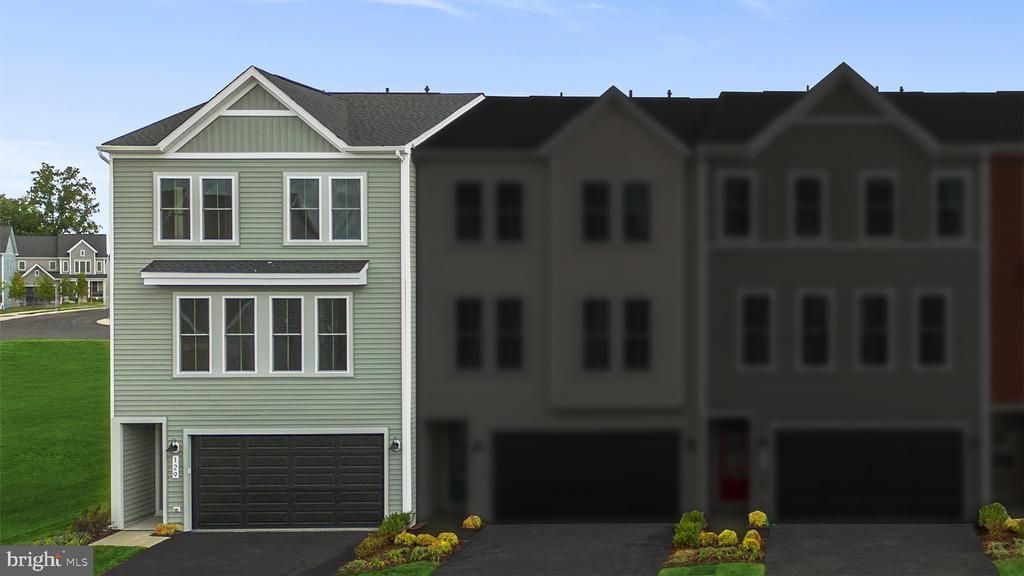 129 Sapphire Street, Stephenson, VA 22656 Main Photo