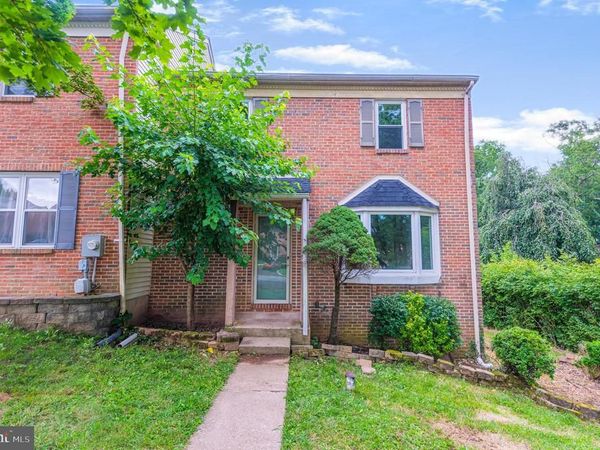 215 GOSHEN ROAD , SCHWENKSVILLE, PA 19473