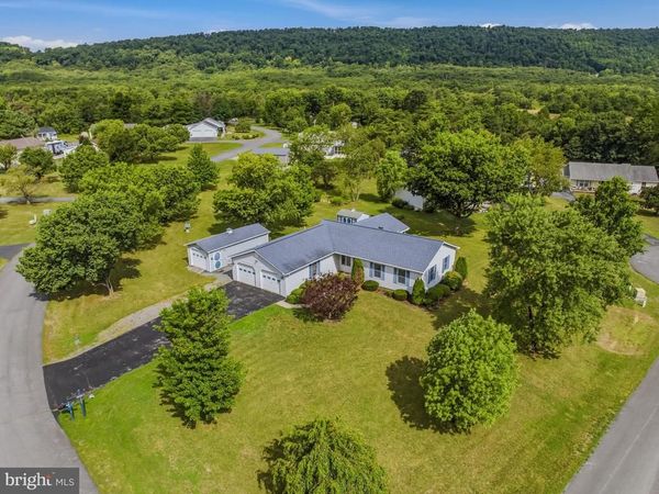 196 MCGILL DRIVE, GERRARDSTOWN, WV 25420
