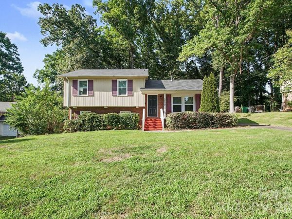 6209 Springfield Drive , Charlotte, NC 28212