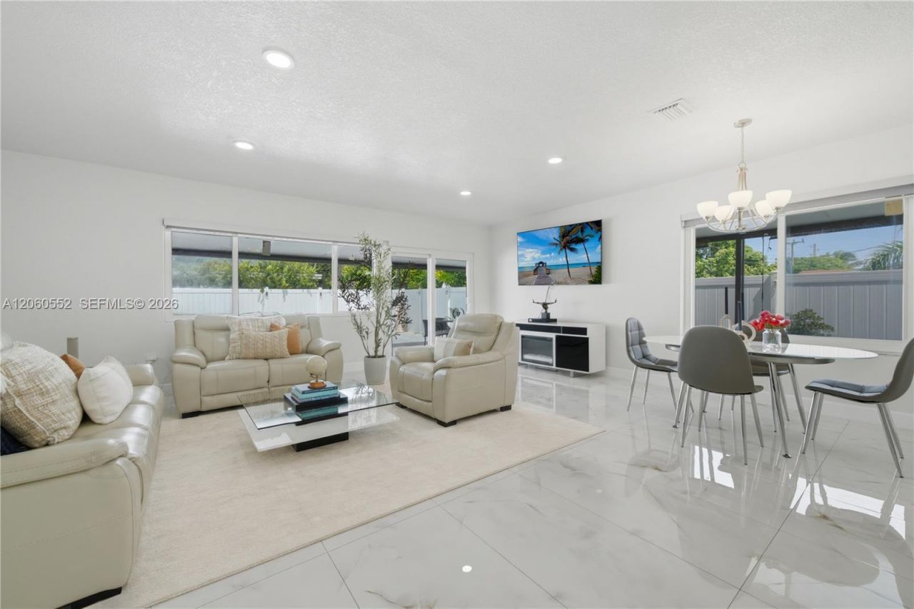 18120 NW 16th Ave, Miami Gardens, FL 33169 Photo