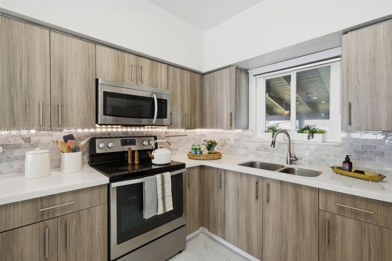 18120 NW 16th Ave, Miami Gardens, FL 33169 Photo