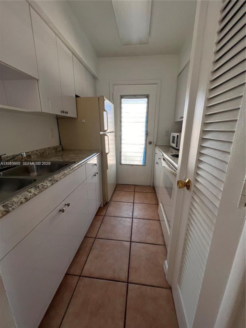 1431 S 14th Ave , Unit 207, Hollywood, FL 33020 Photo